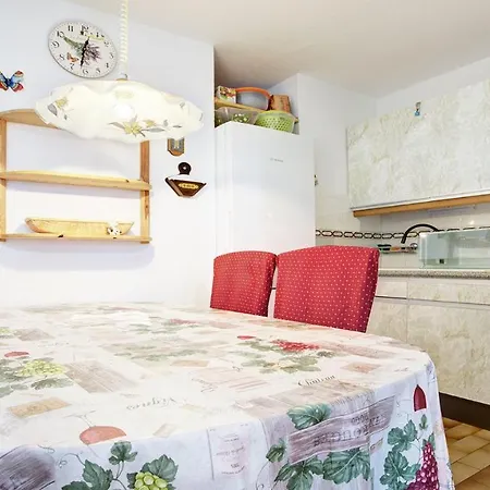 Port Lano- 121- Bonne Expo- 4 Pers * アグド