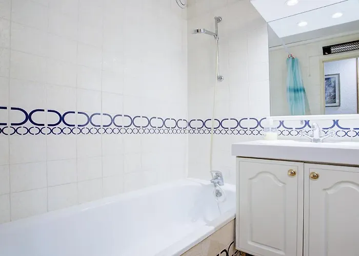 Port Lano- 121- Bonne Expo- 4 Pers Agde