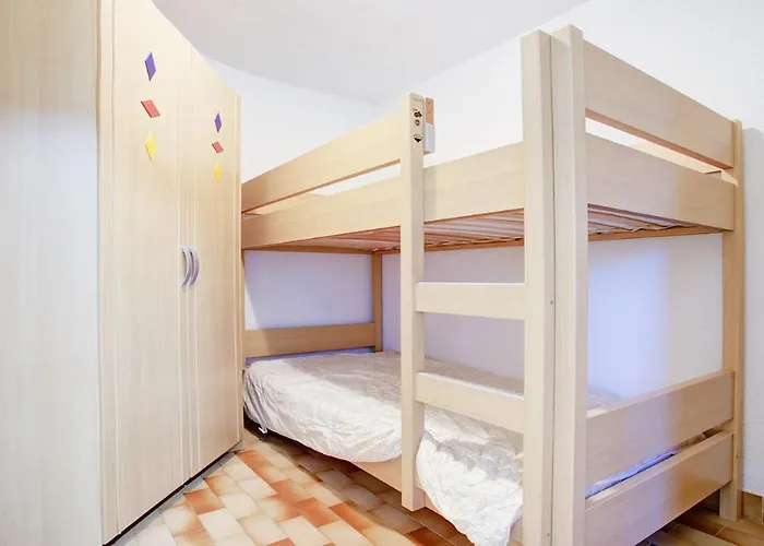 Port Lano- 121- Bonne Expo- 4 Pers